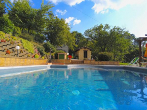Country house with pool at 700 meters cycling and walking opportunities Apecchio